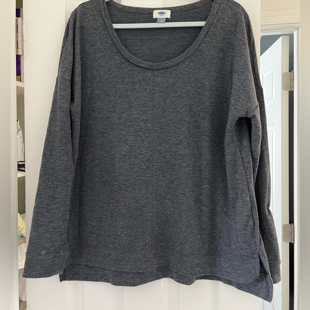 Lightweight Gray Long Sleeve Tee